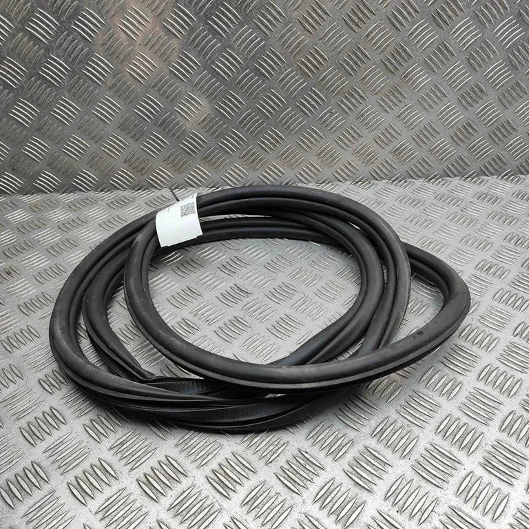 Rubber seal rear door SC2E5407113