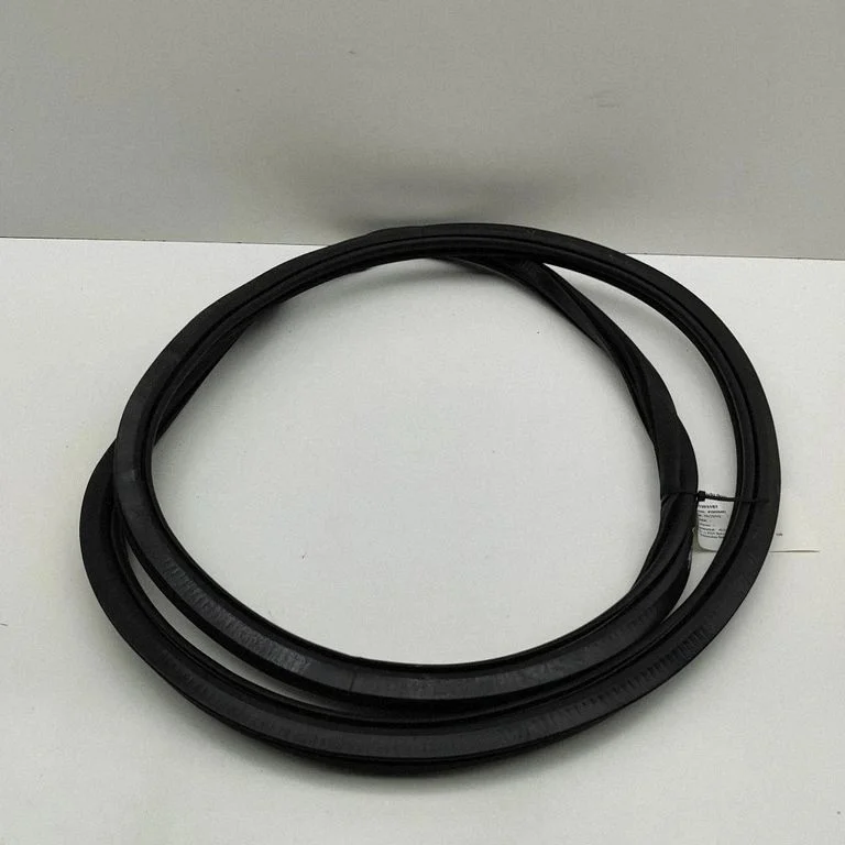 Rubber seal rear door 4K9833721