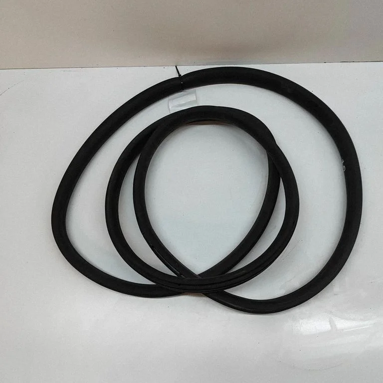 Rubber seal rear door – Volkswagen Amarok (2010-2020)
