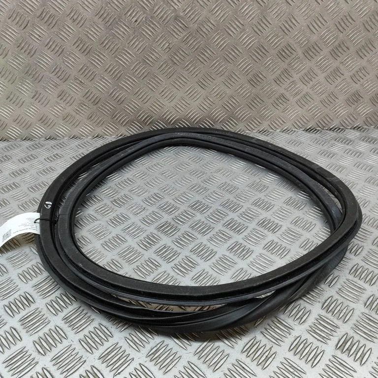 Rubber seal rear door 80A833721D