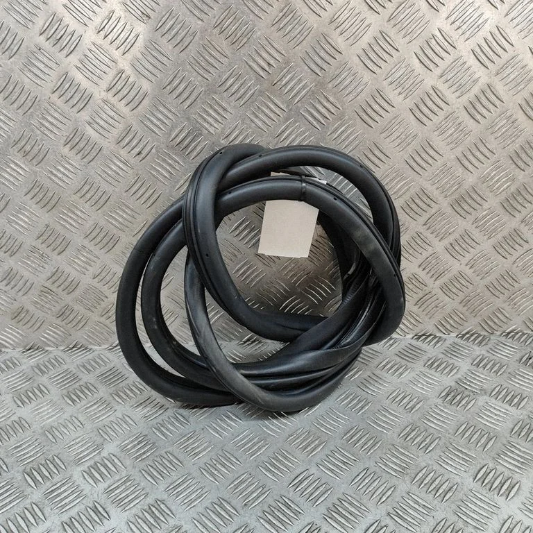 Tagaukse tihend 83120KL000