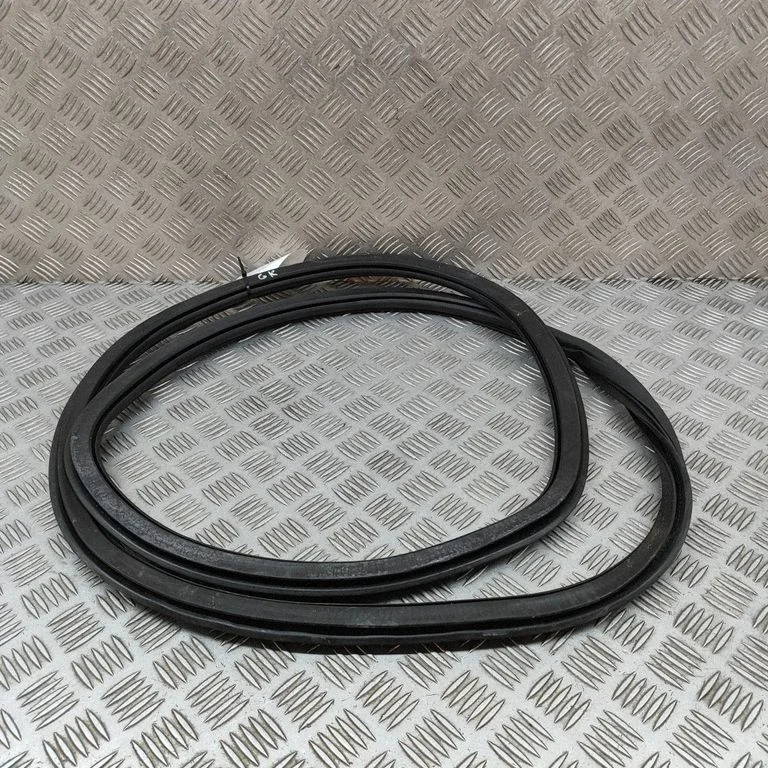 Rubber seal rear door 80A833721D