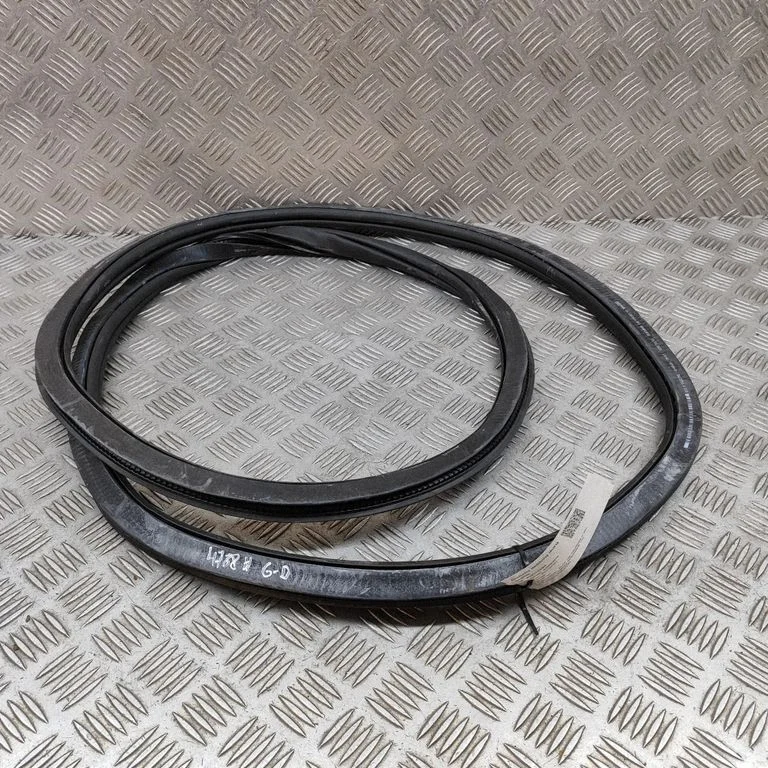 Rubber seal rear door – Audi Q4 e-tron (2021-)