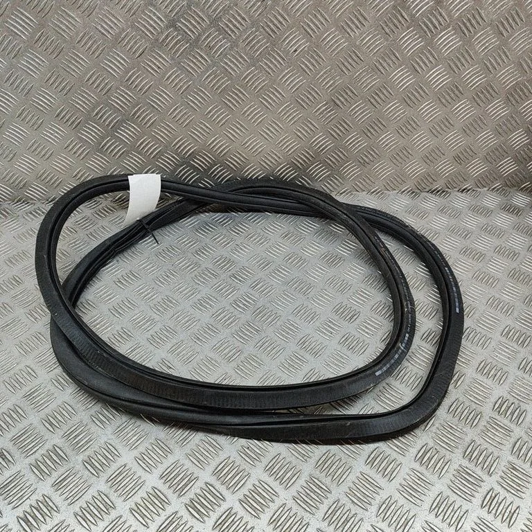 Rubber seal rear door – Volkswagen ID.4 (2020-)