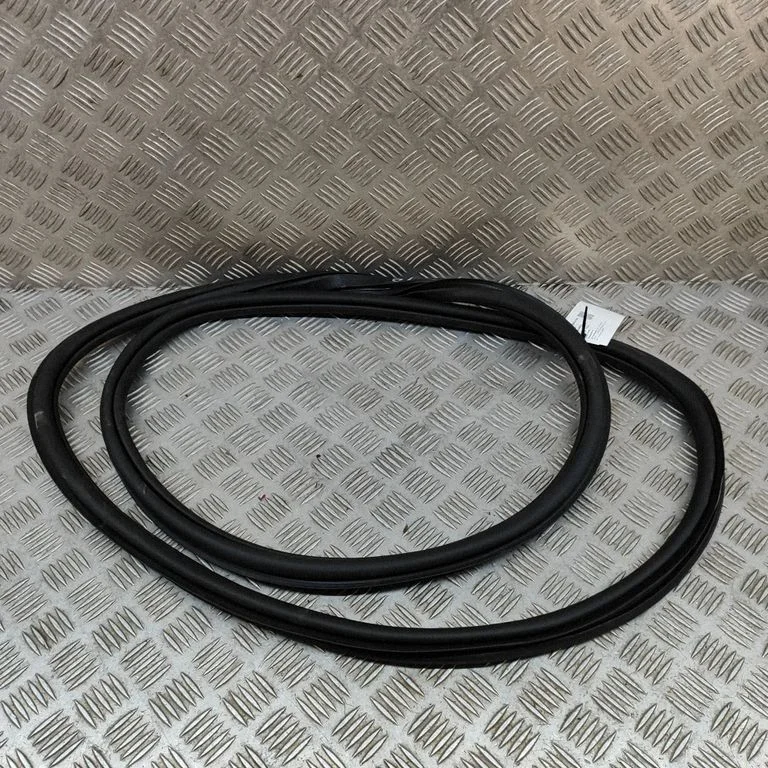 Rubber seal rear door – Seat Ateca (2016-)