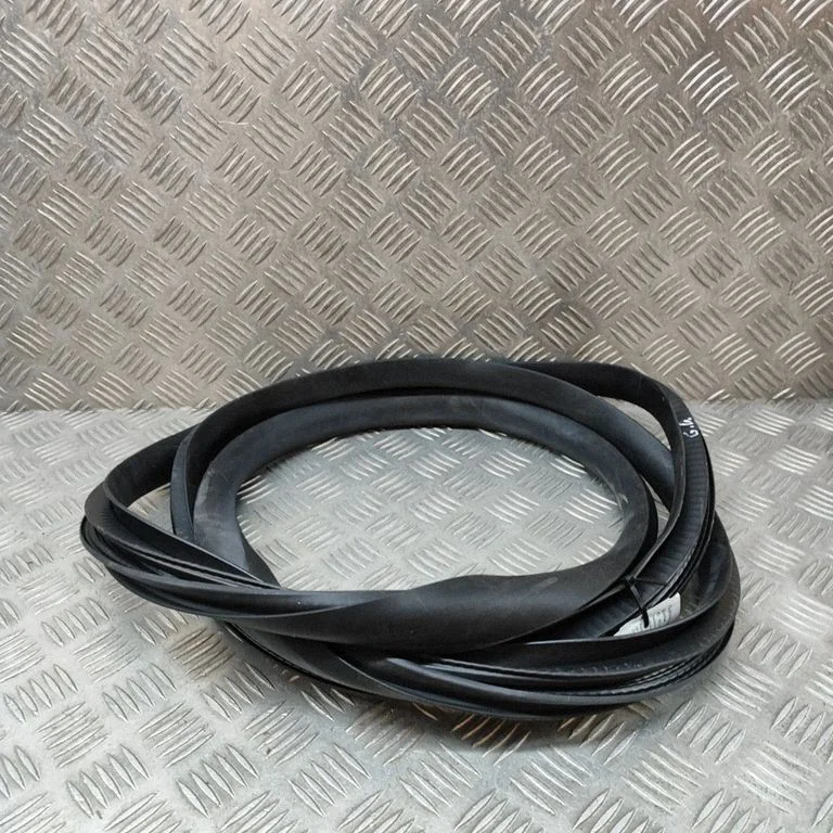 Rubber seal rear door 149767600D