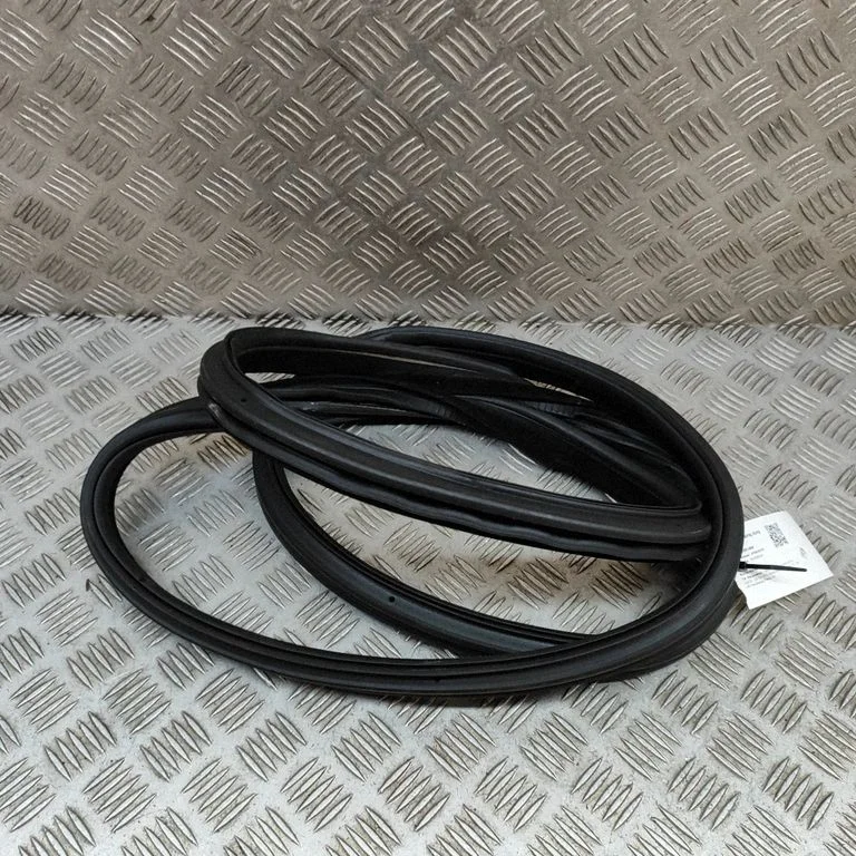 Rubber seal rear door – BMW 3 Series GT F34 (2013-2017)