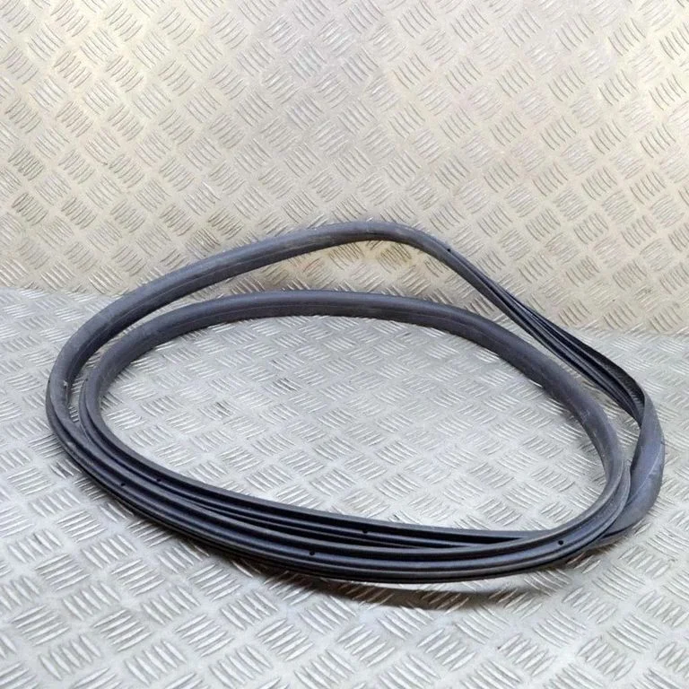 Rubber seal rear door – Volkswagen Amarok (2010-2020)