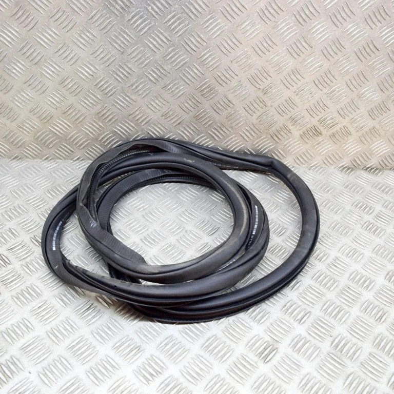 Rubber seal rear door – Audi Q4 e-tron (2021-)