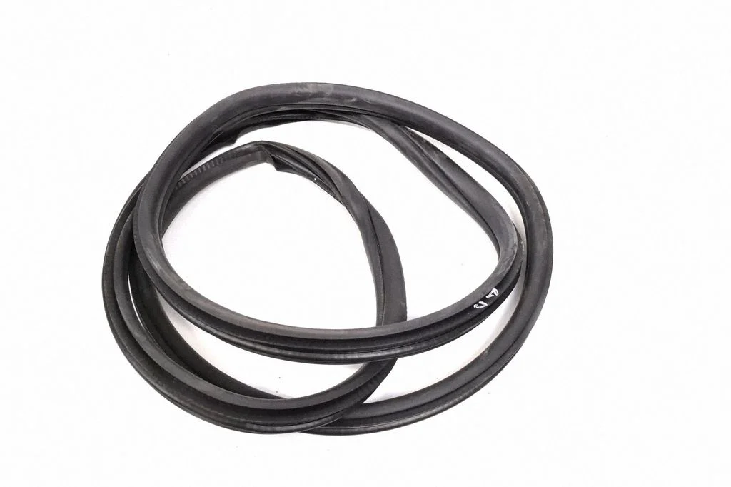 Uszczelka drzwi tylnych – BMW Seria 3 F30 F35 F31 (2012-2018)