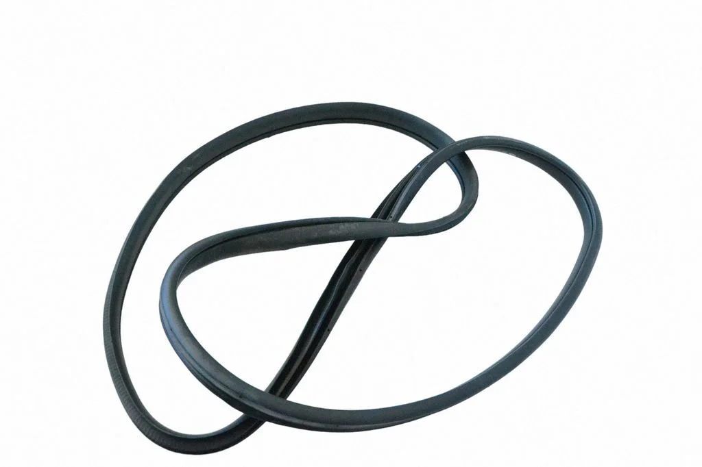 Rubber seal rear door – right