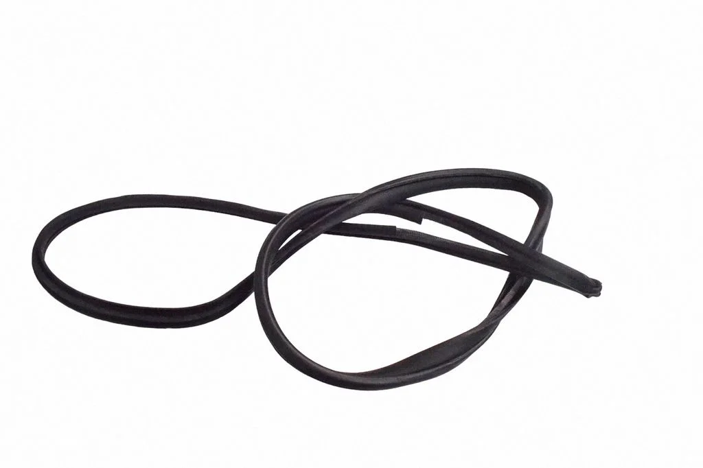 Rubber seal rear door – Toyota Prius (XW30) (2009-2015)