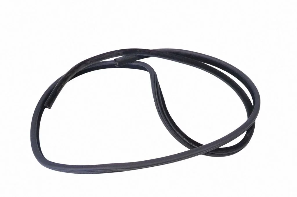 Rubber seal rear door – left