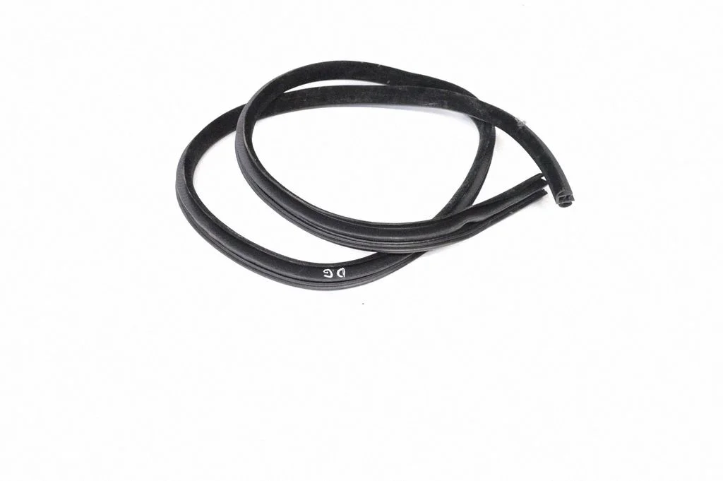 Rubber seal rear door GX73253A10A