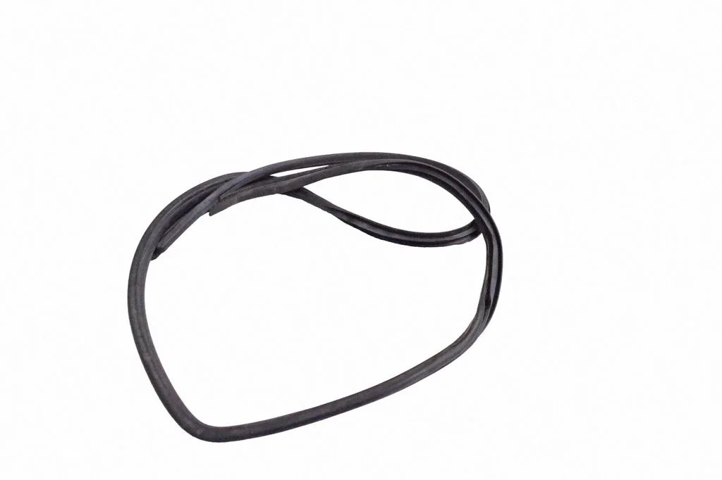 Rubber seal rear door – Toyota RAV 4 (XA30) (2006-2016)