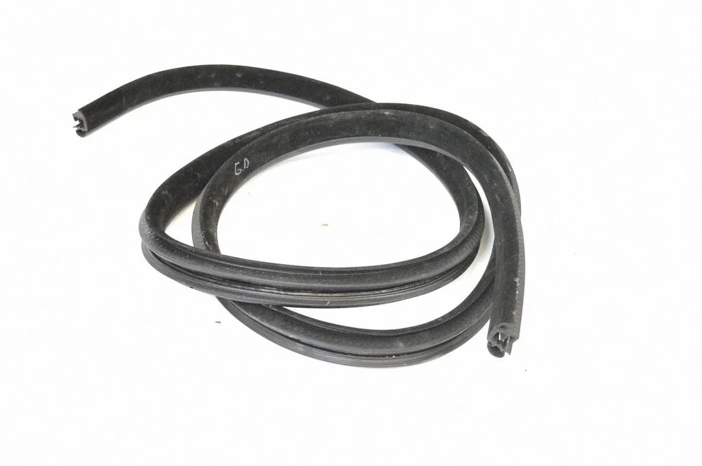 Rubber seal rear door HK83253A10A