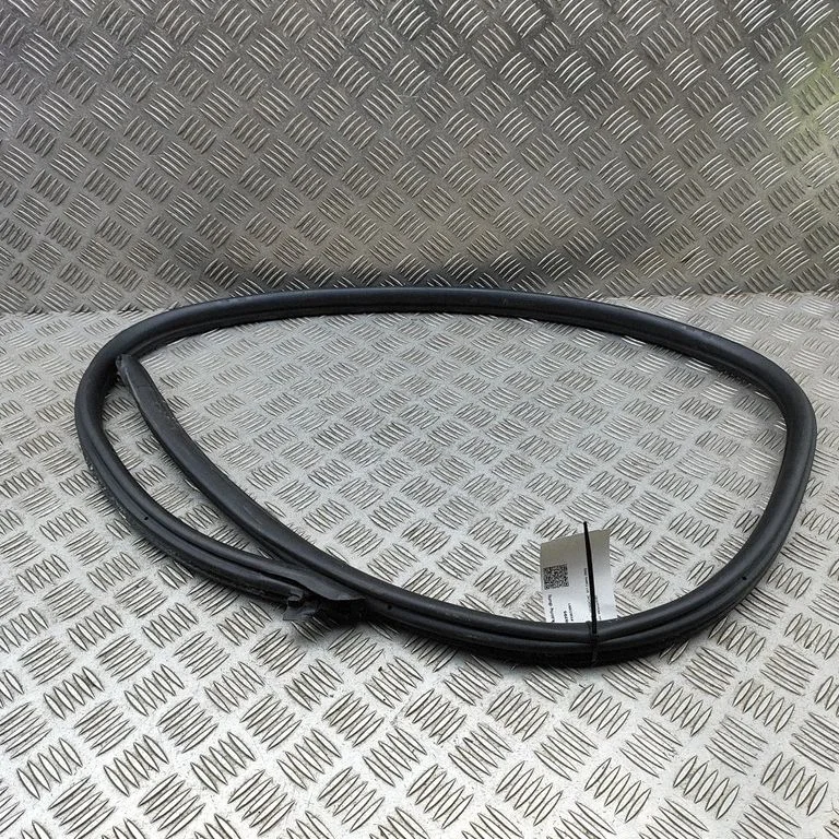 Rubber seal front coupe door 99653707500