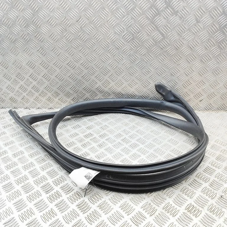 Rubber seal front coupe door 191098301A
