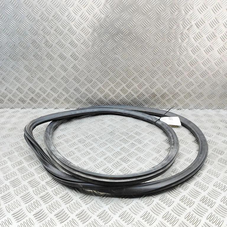 Kupee esiukse tihend N9X220708A