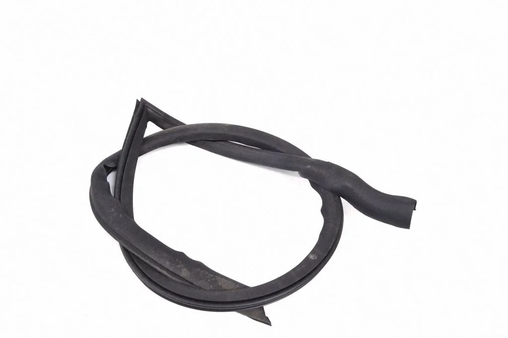 Blīvgumija (uz priekšējām durvīm) HY53C20709AC