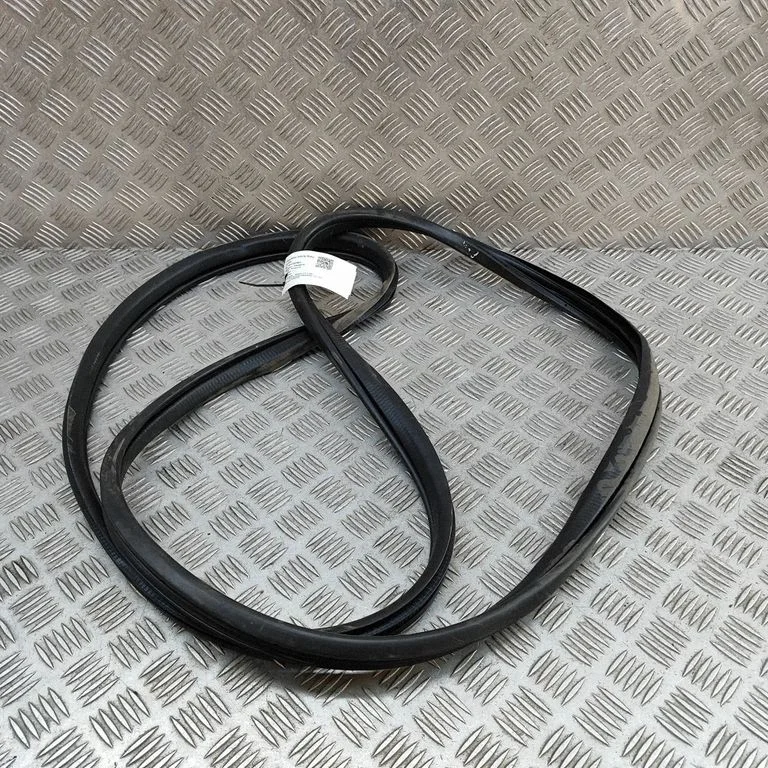 Rubber seal front coupe door KB7W59760A
