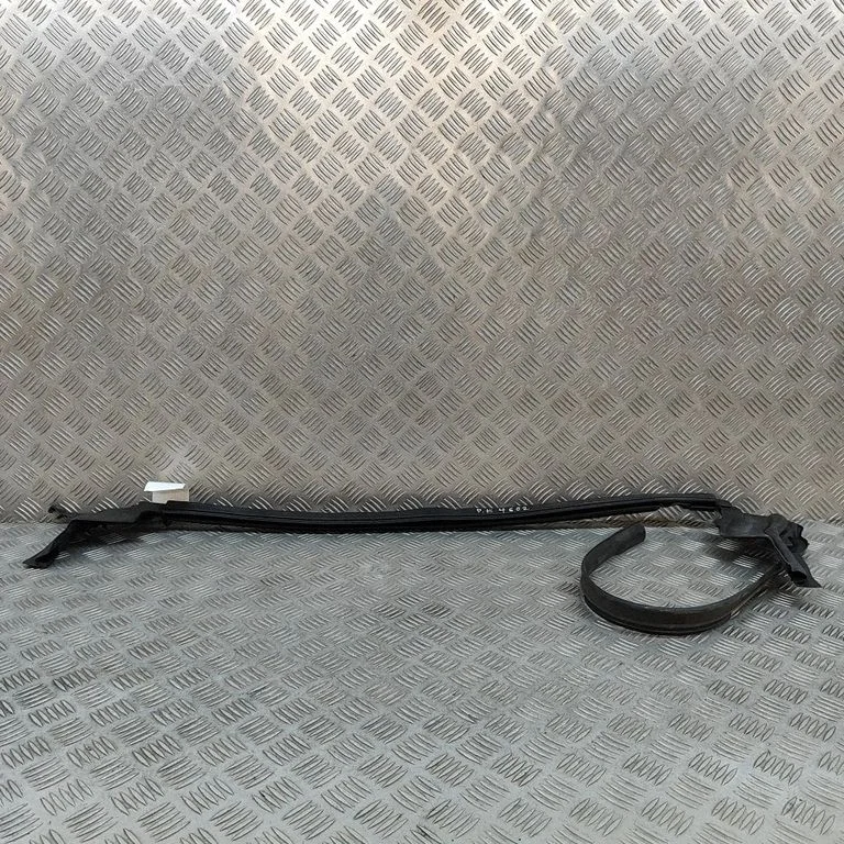 Kupee esiukse tihend 103217700D