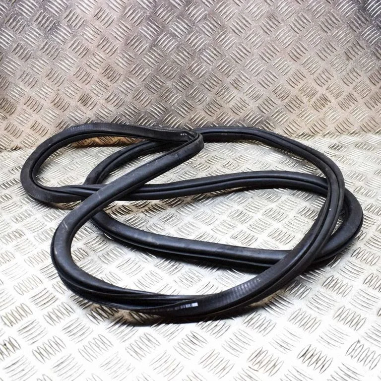 Blīvgumija (uz priekšējām durvīm) – Volkswagen ID.4 (2020-)