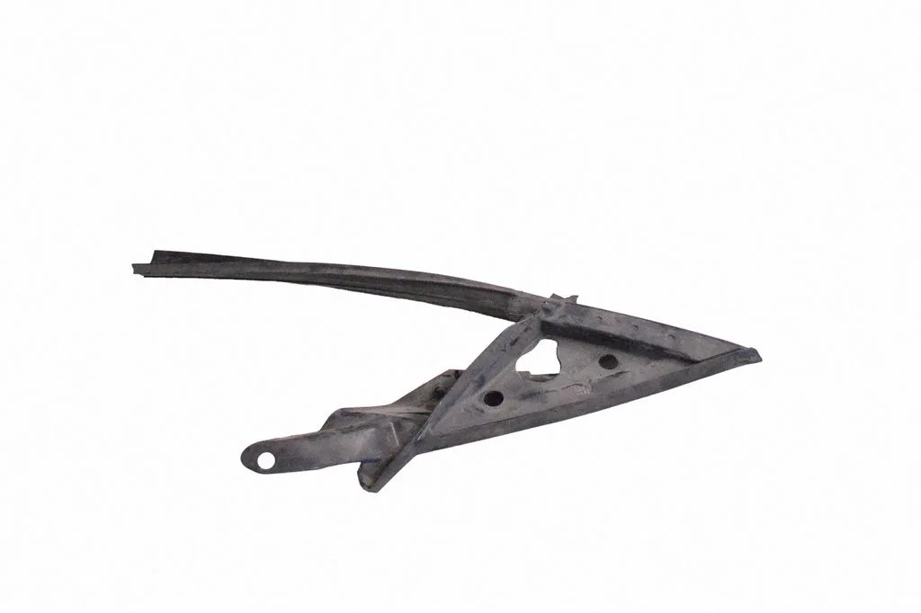 Kupee esiukse tihend – BMW 4-seeria F32 F33 (2013-2020)