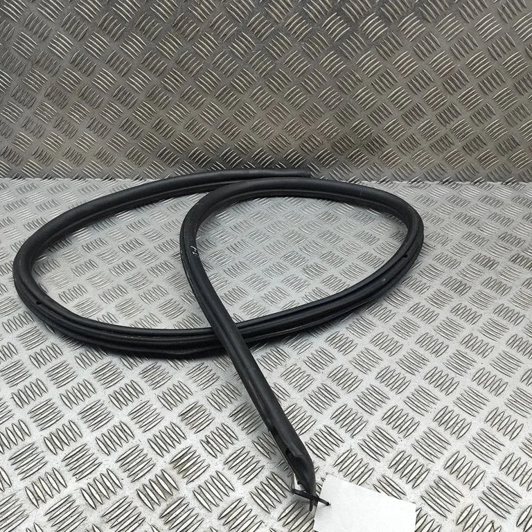 Rubber seal front door (on door) 98753707603