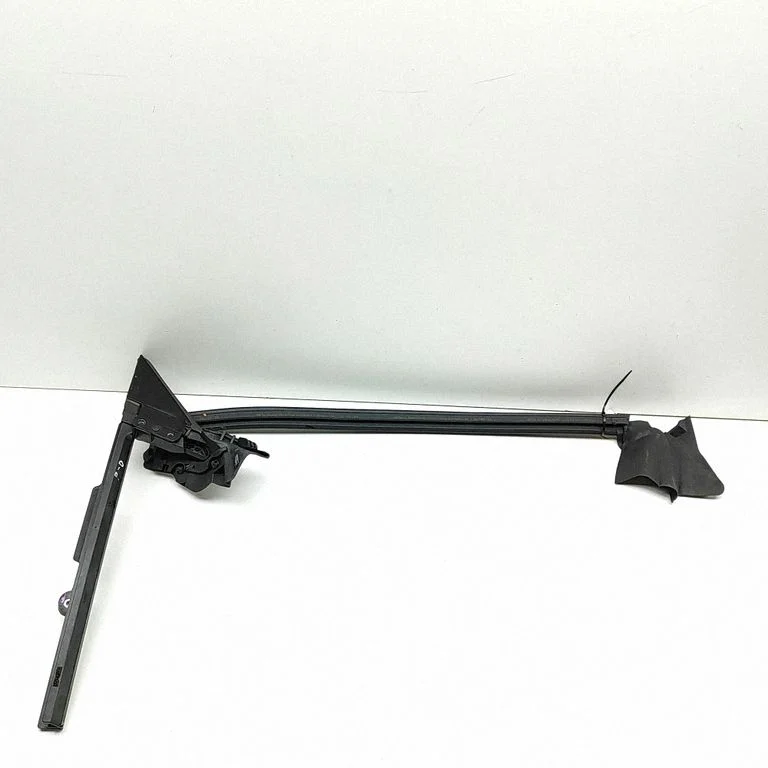 Rubber seal front door (on door) – Porsche Taycan 9J1 (2019-)