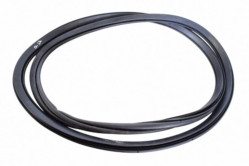 Priekšējā blīvgumija (uz durvīm) 31662569
