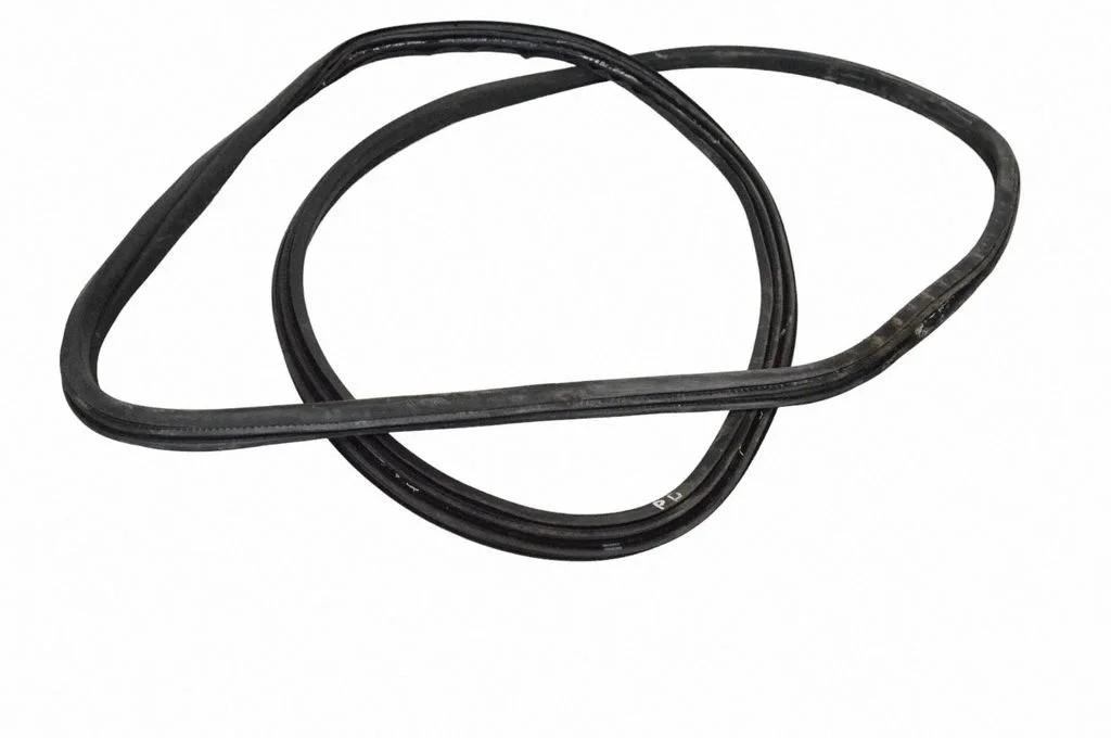 Rubber seal front door (on door) – right