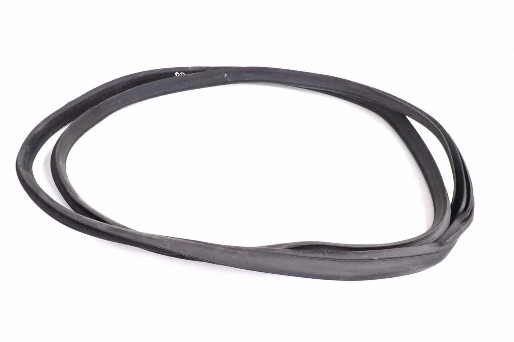 Rubber seal front door (on door) – Tesla Model S (2012-)