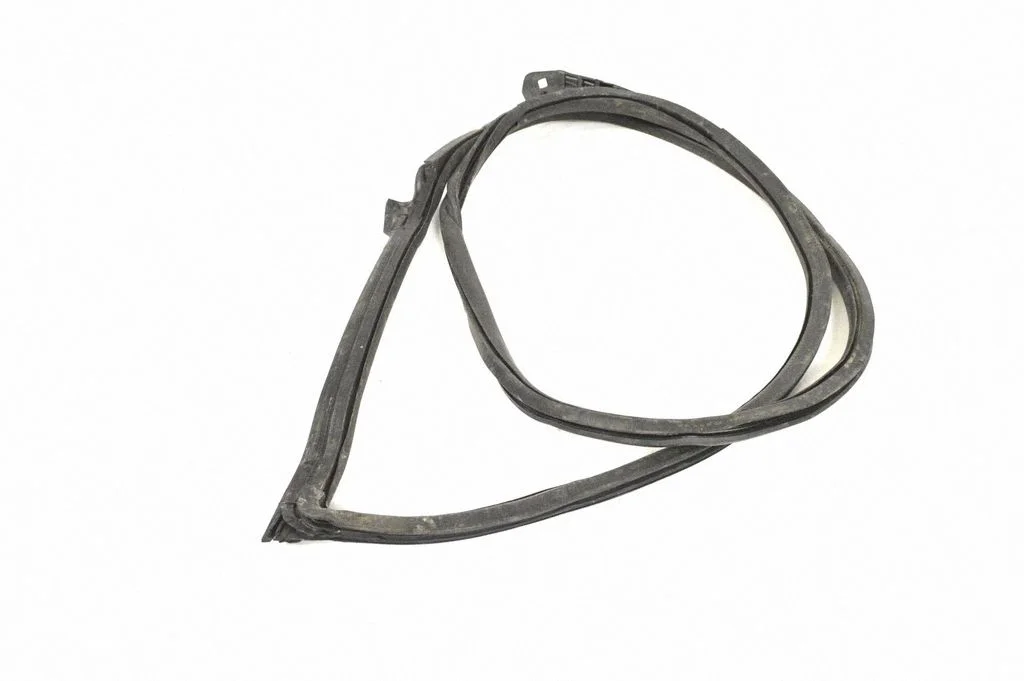 Rubber seal front door (on door) – Audi RS Q8 (2019-)