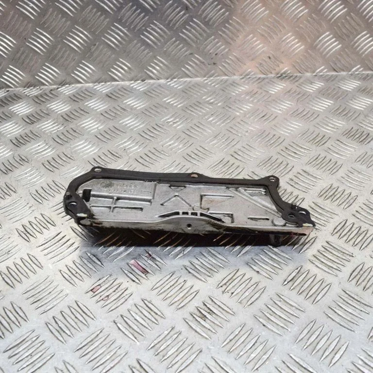 Other engine bay part – Mercedes-Benz C-Class W205 (2014-2021)