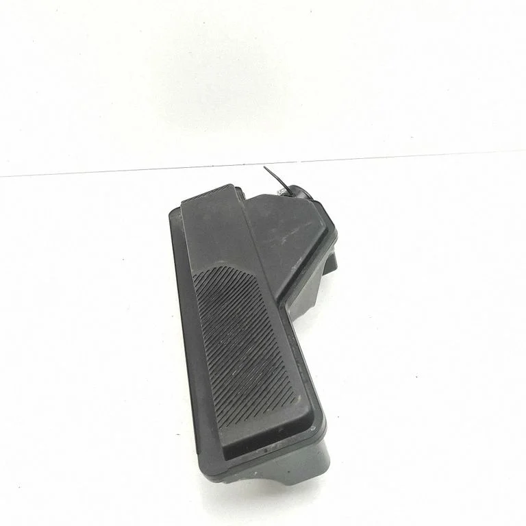 Intake resonator 165856UM2A