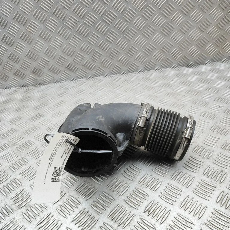 Sisselaske resonaator – BMW 3-seeria F30 F35 F31 (2012-2018)