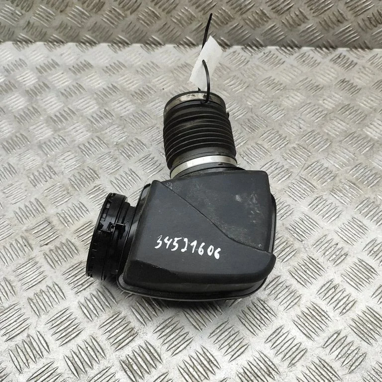Sisselaske resonaator – BMW 3-seeria F30 F35 F31 (2012-2018)