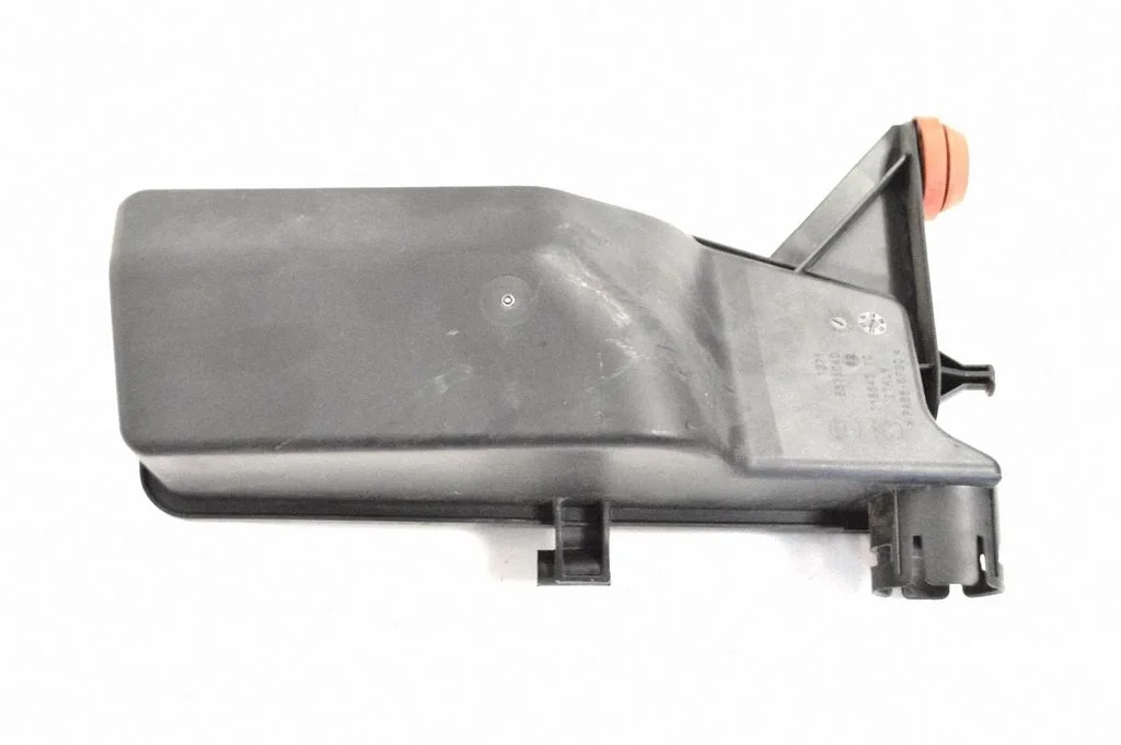 Intake resonator – BMW 7 Series G11 G12 (2015-2022)