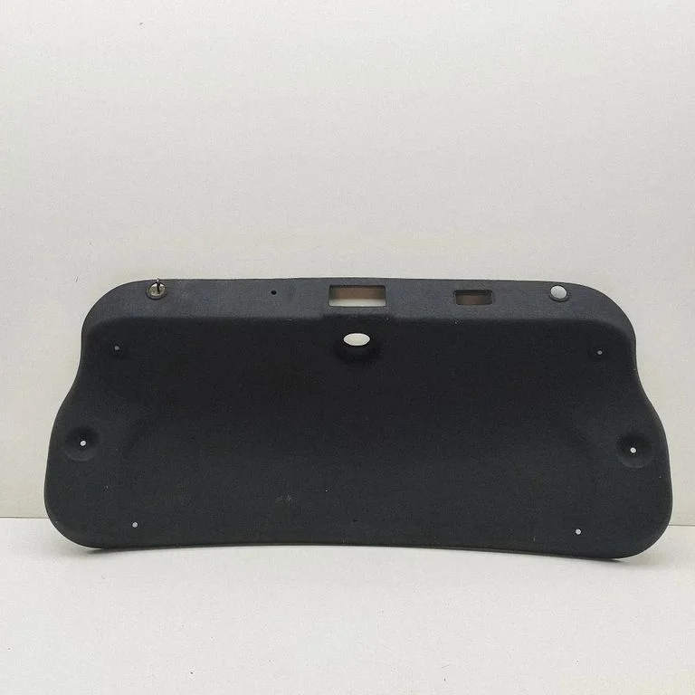Tailgate trim 81050KL010