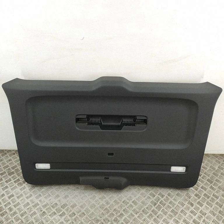 Tailgate trim 1T3867601B