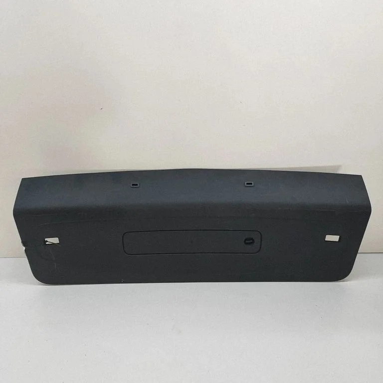 Listwa klapy bagażnika LR183081