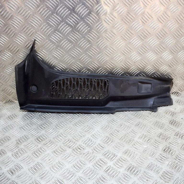 Listwa klapy bagażnika HY3244248AD