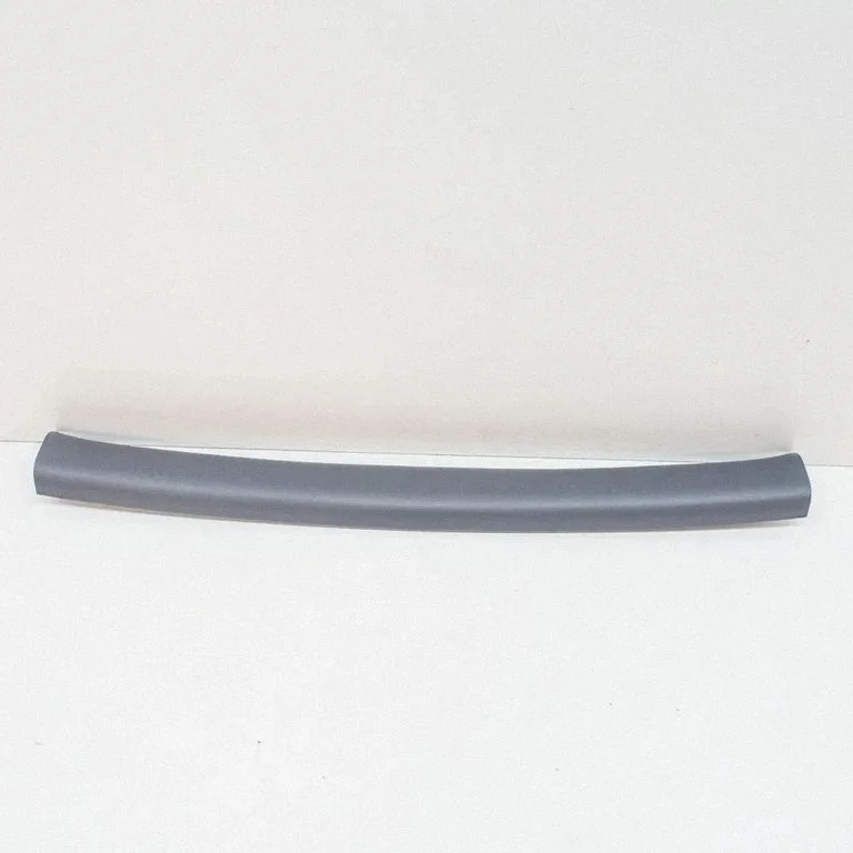 Listwa klapy bagażnika 81760G2000