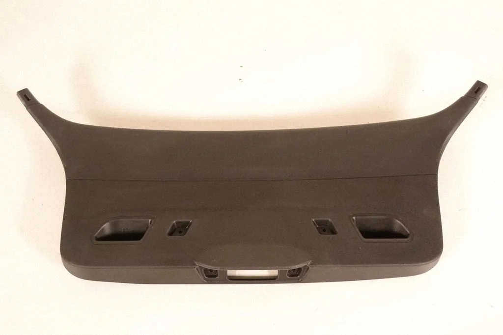 Listwa klapy bagażnika – BMW Seria 1 F20 F21 (2011-2019)
