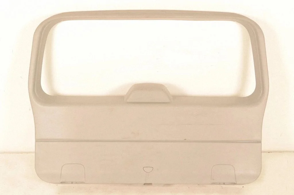 Tailgate trim 1BU30TRMA