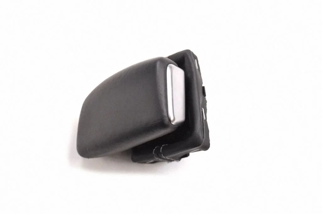 Gear lever shifter trim leather/knob – Audi Q5 SQ5 8R (2008-2017)