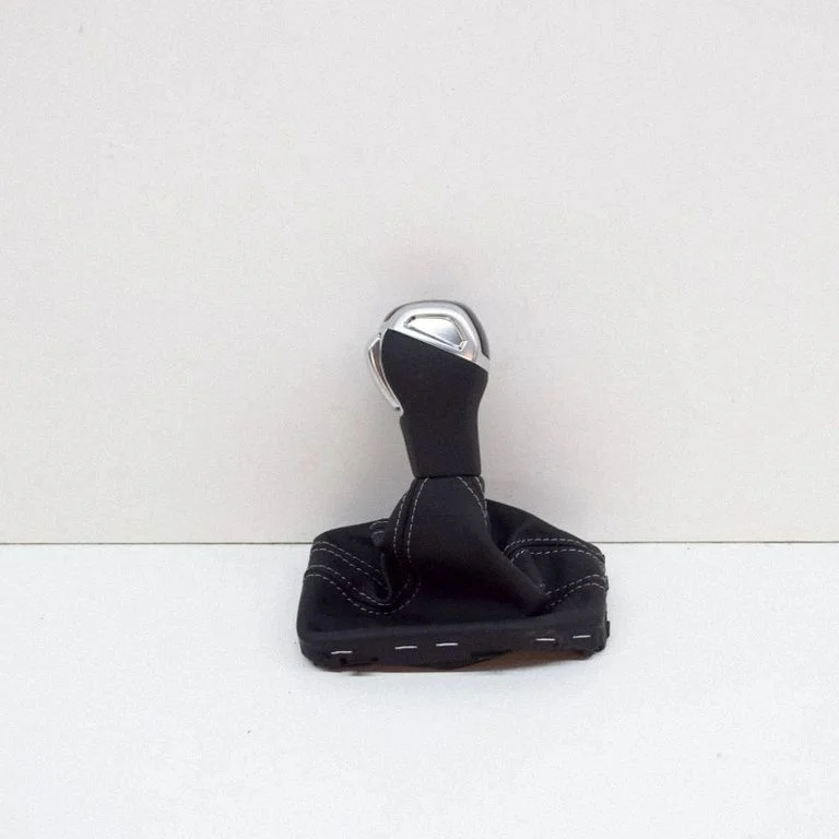Gear lever shifter trim leather/knob – Audi A1 (2018-)