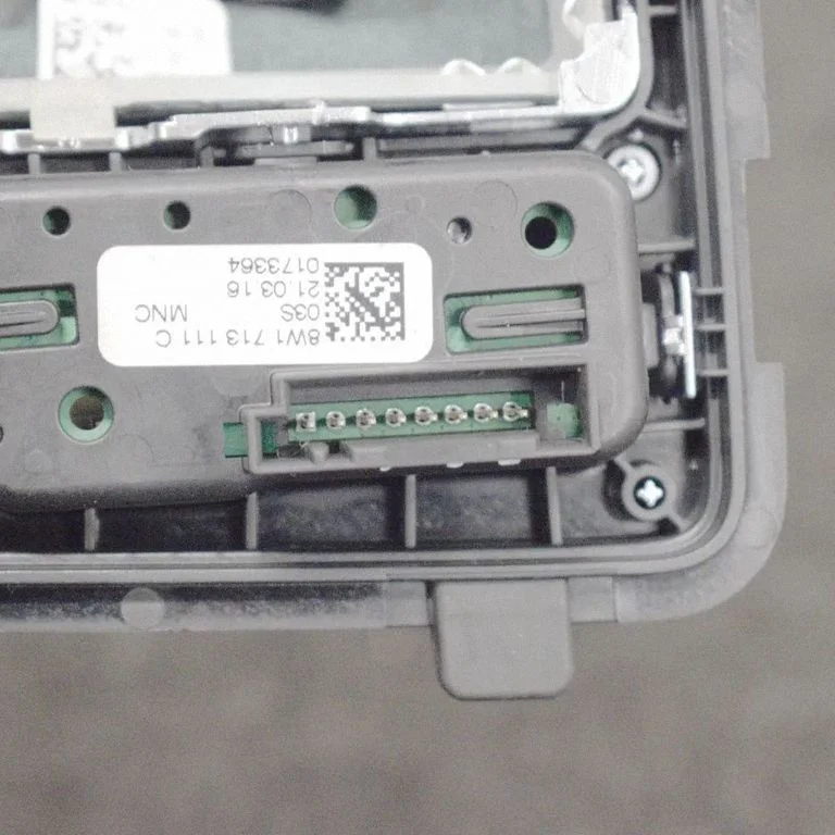 Käigukangi viimistlus (nahk, nupp) – Audi A5 (2016-2024)