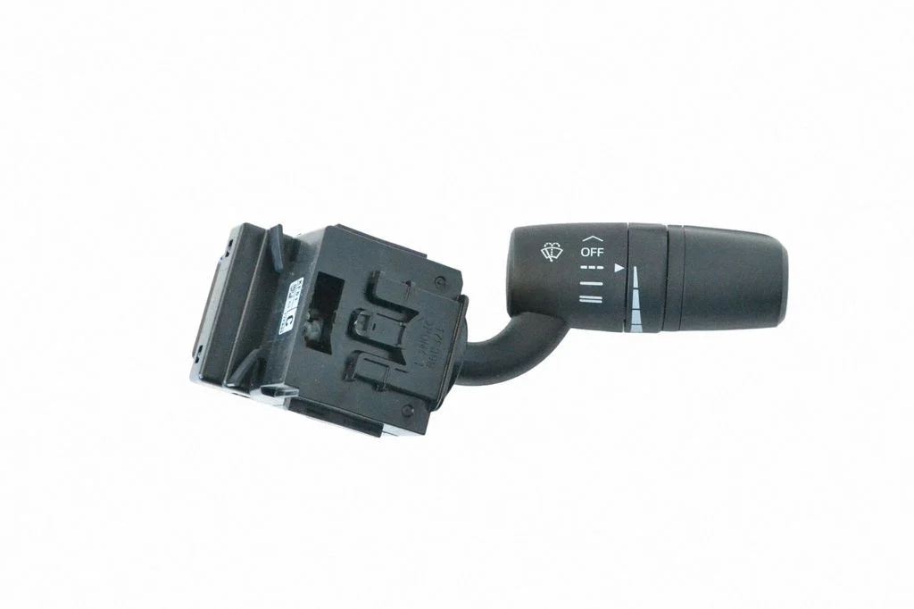 Logu tīrītāju svira KF6117F893